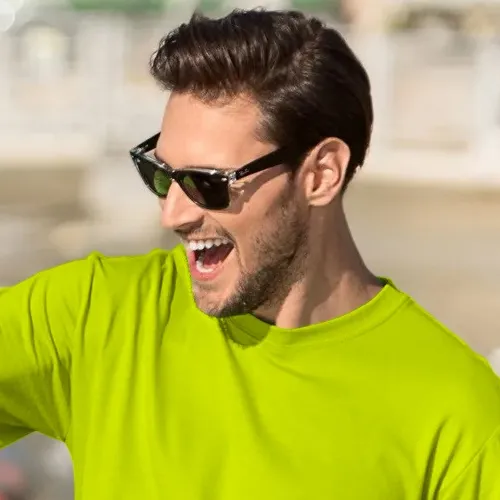 Ανδρικό κλασικό μπλουζάκι - Κλασική στρογγυλή λαιμόκοψη